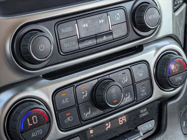 Used 2019 Chevrolet Suburban LT image 15