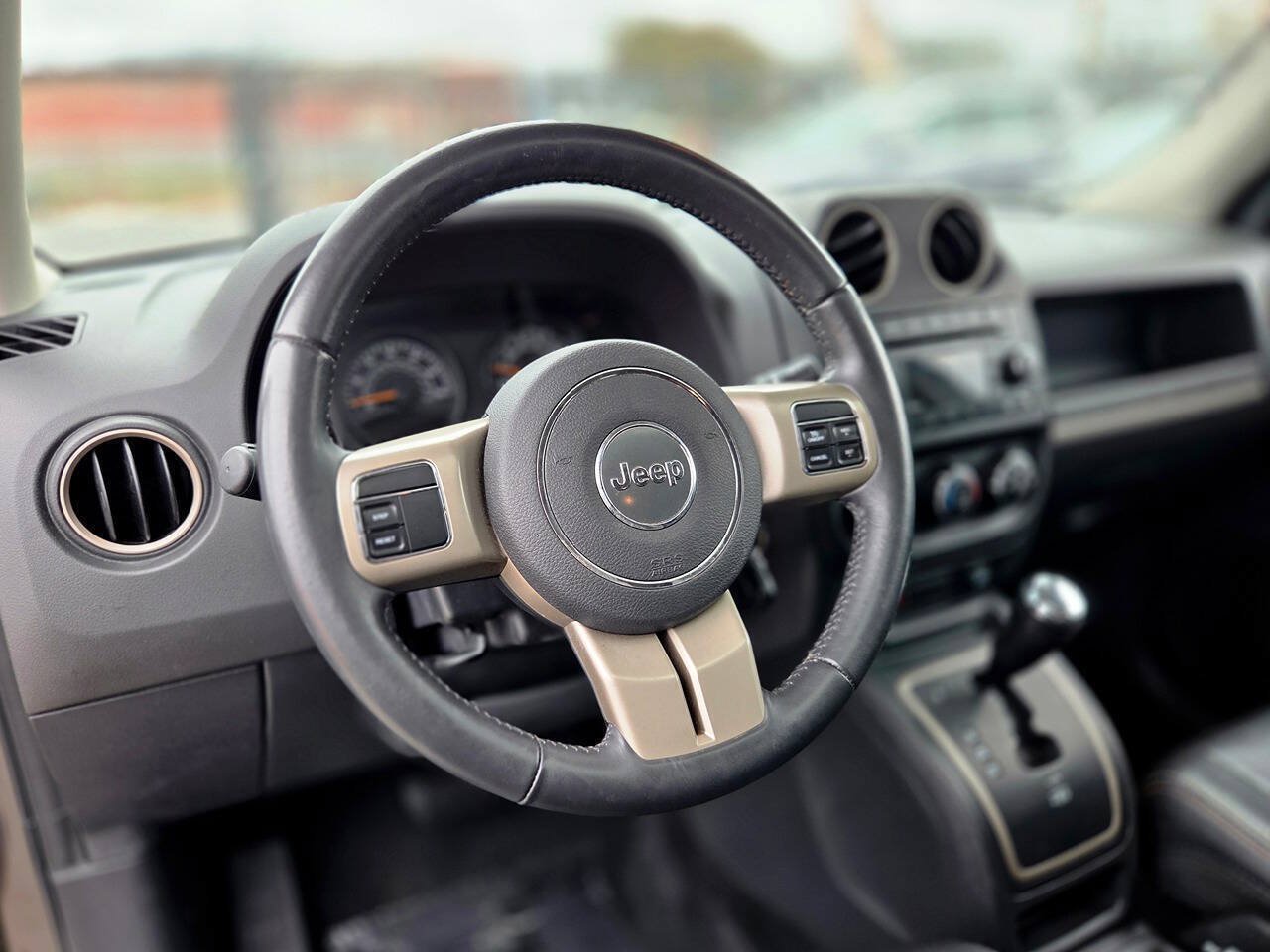 Used 2016 Jeep Patriot 75th Anniversary w/ Power Value Group FWD image 11