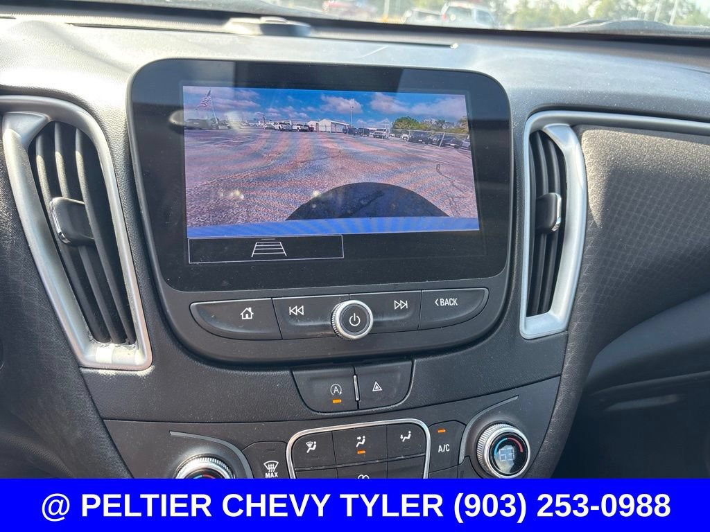Used 2023 Chevrolet Malibu LT FWD image 16