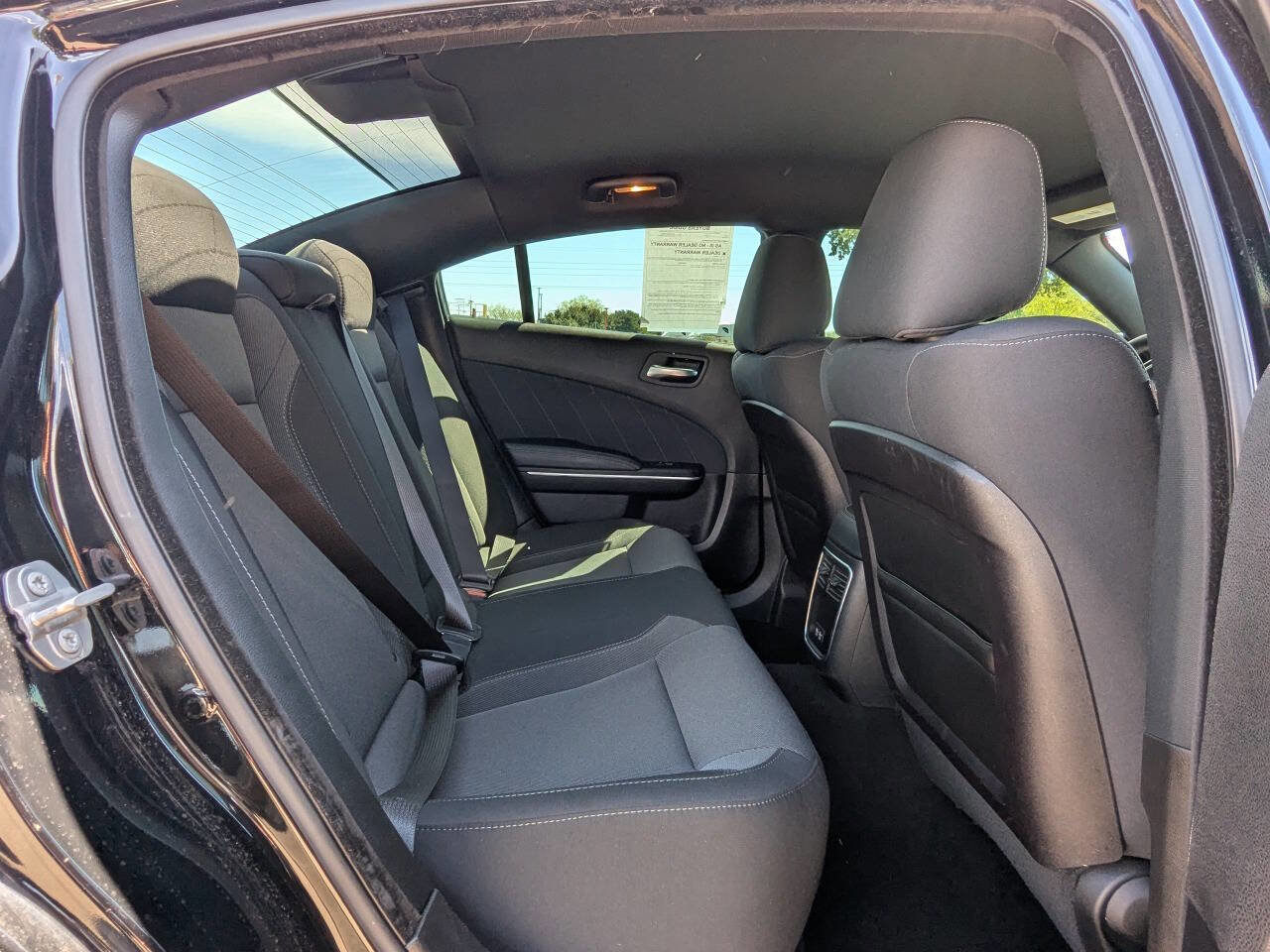 Used 2019 Dodge Charger SXT AWD/4WD image 14