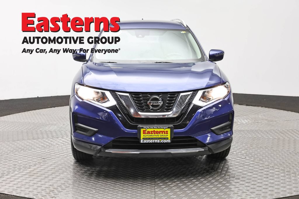 Used 2020 Nissan Rogue SV AWD/4WD image 2