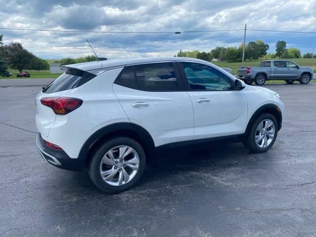 Used 2024 Buick Encore GX Preferred AWD/4WD image 4