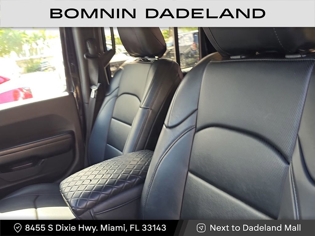 Used 2020 Jeep Gladiator Sport w/ Quick Order Package 24S image 16