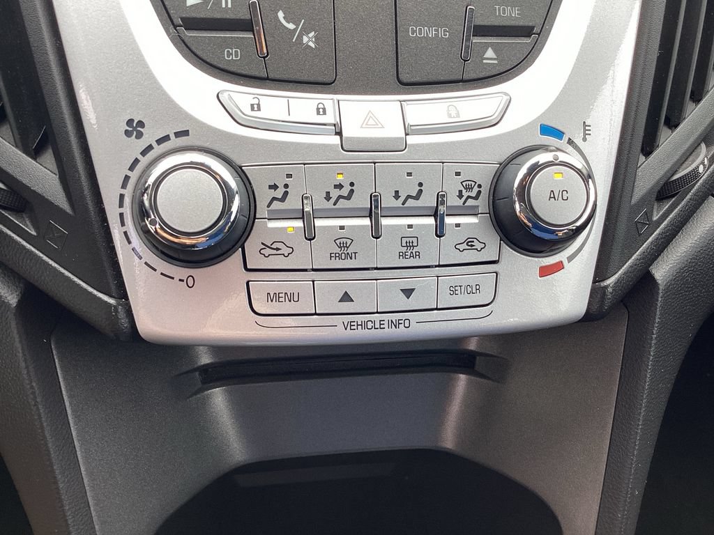 Used 2015 Chevrolet Equinox LS FWD image 28