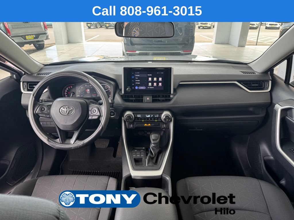 Used 2024 Toyota RAV4 XLE AWD/4WD image 11