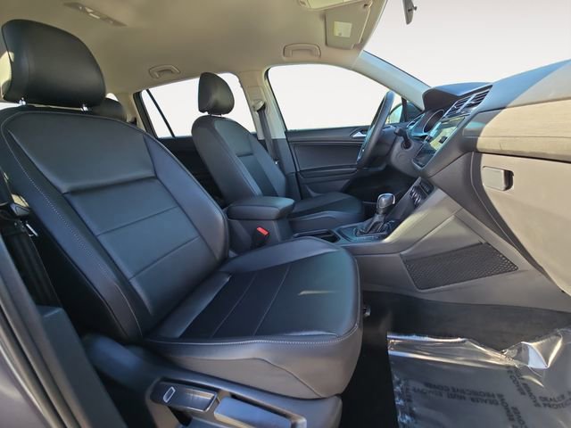 Used 2020 Volkswagen Tiguan SE image 15
