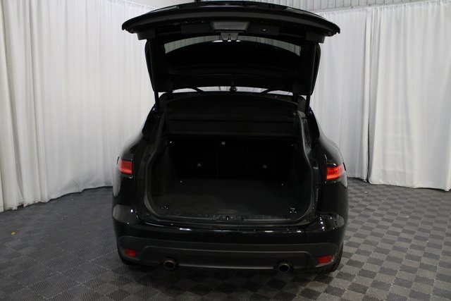 Used 2018 Jaguar F-PACE Prestige image 7