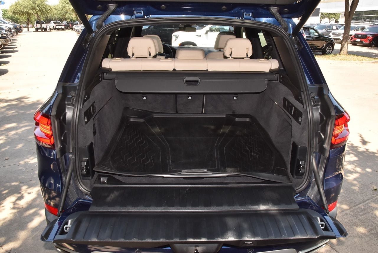 Used 2021 BMW X5 xDrive40i w/ Premium Package AWD/4WD image 36