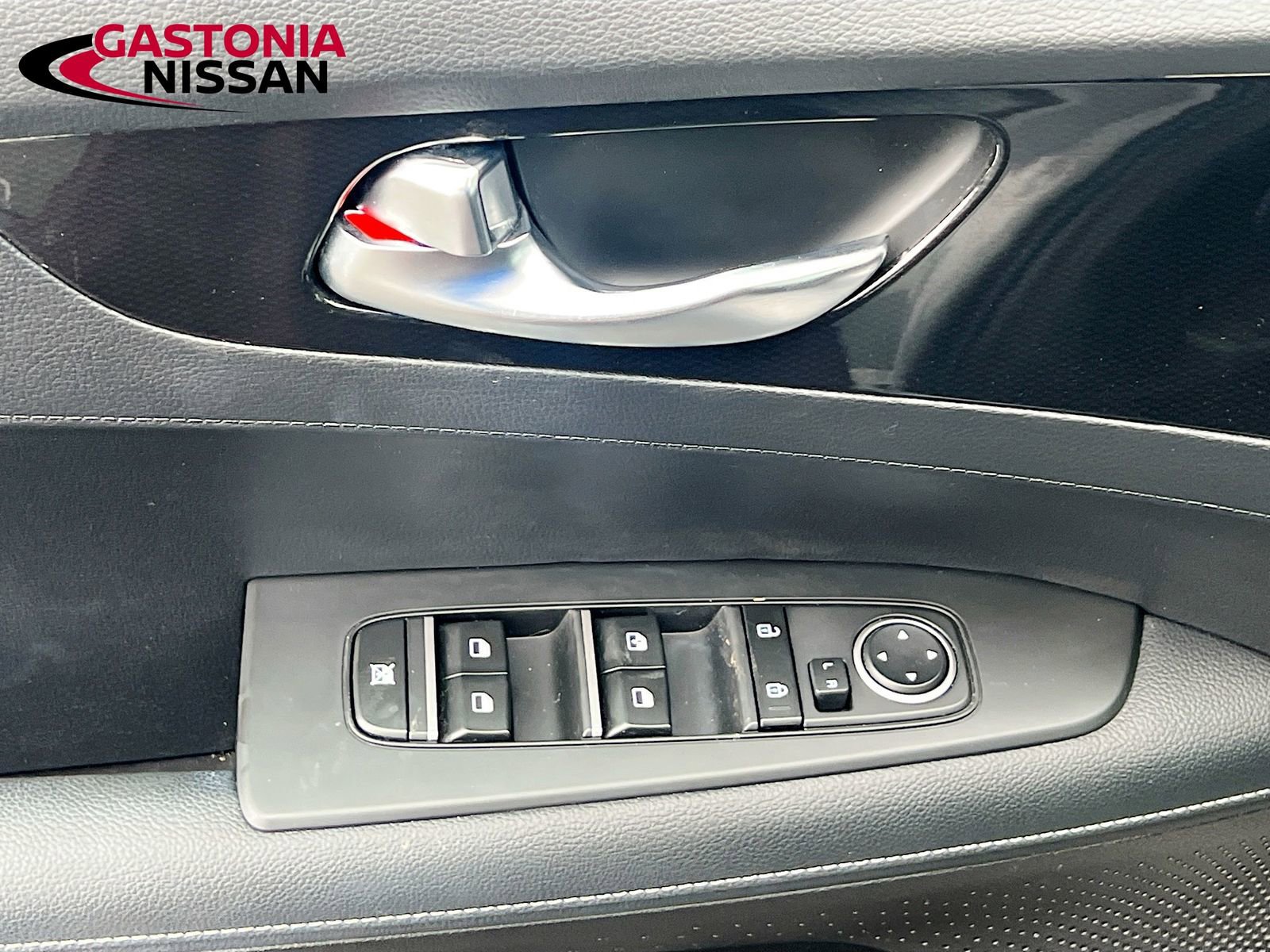 Used 2023 Kia Forte GT-Line w/ GT-Line Premium Package image 23