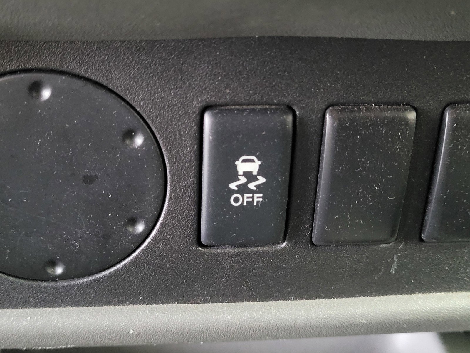 Used 2013 Nissan Frontier S image 13