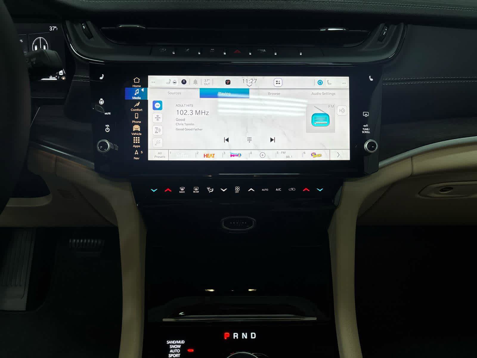 New 2026 Jeep Grand Cherokee L Limited w/ Luxury Tech Group II image 16