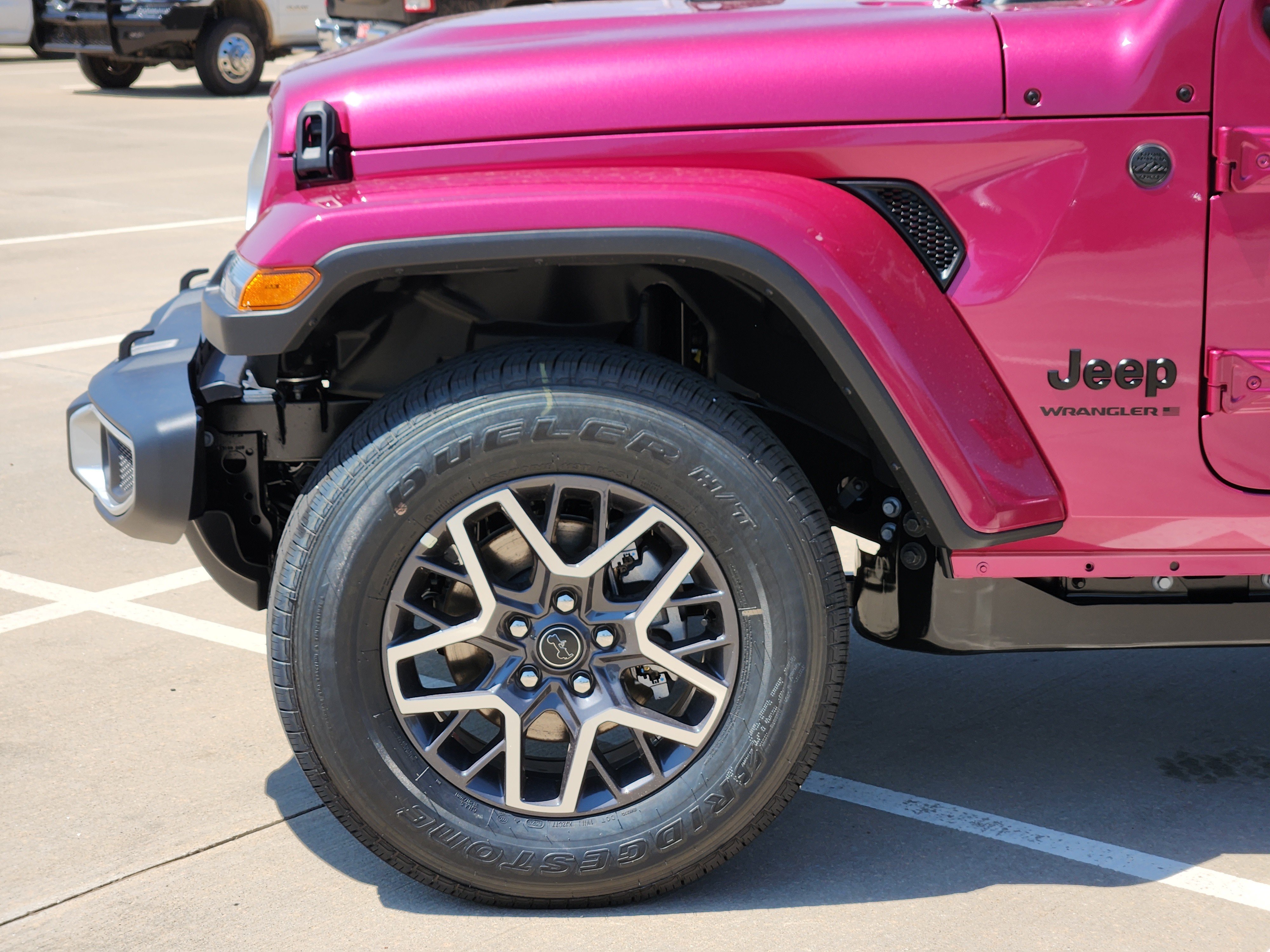 New 2026 Jeep Wrangler Unlimited Sahara AWD/4WD image 5