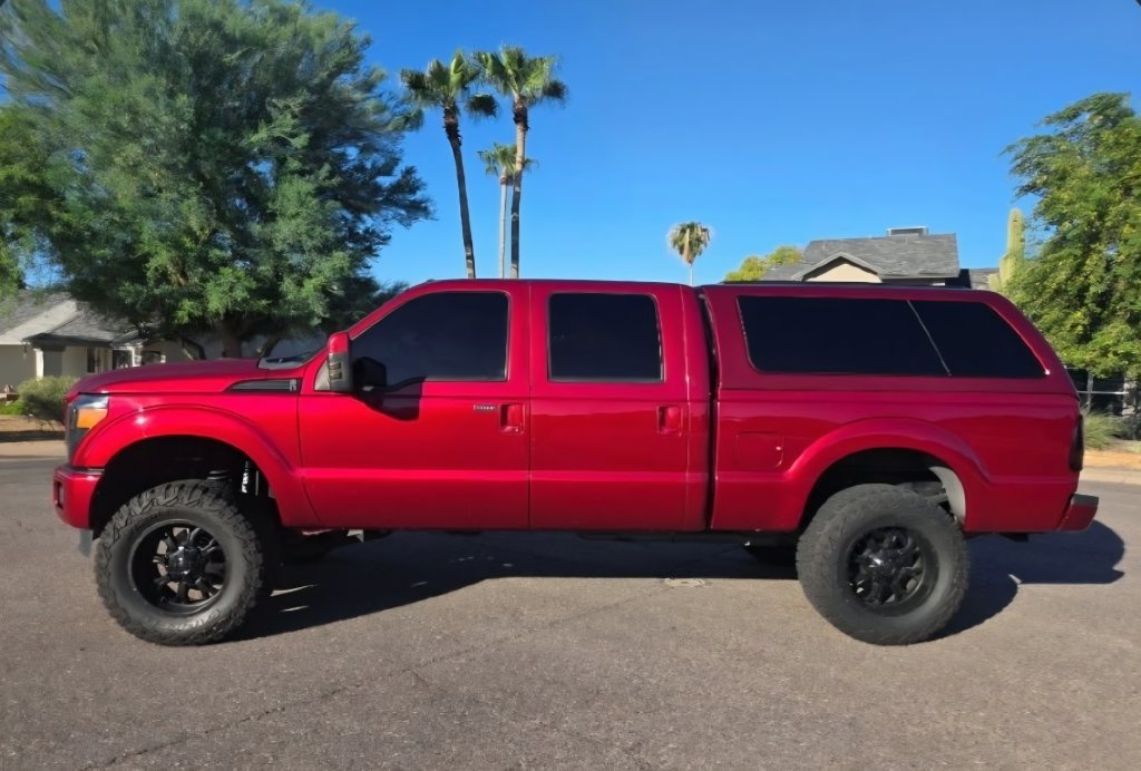 Used 2015 Ford F250 Platinum w/ FX4 Off-Road Package AWD/4WD image 5