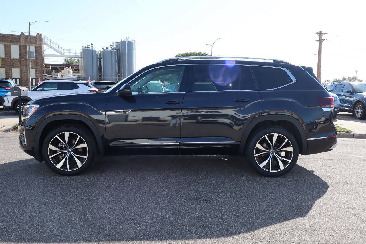 Used 2026 Volkswagen Atlas SEL Premium R-Line AWD/4WD image 6