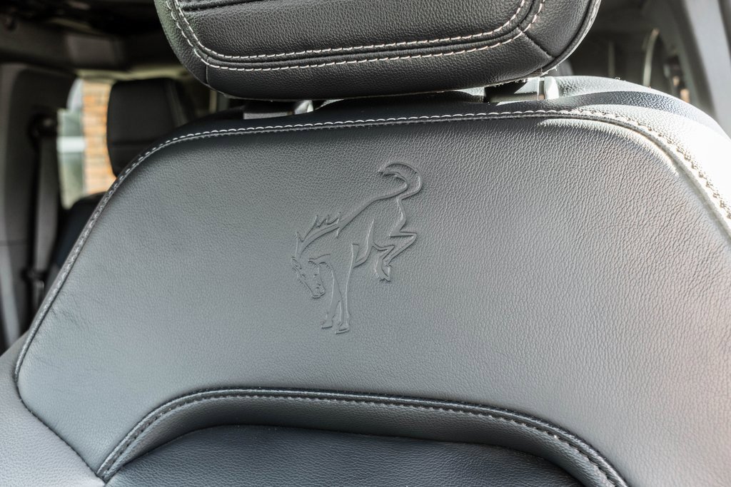 Used 2022 Ford Bronco Outer Banks image 7