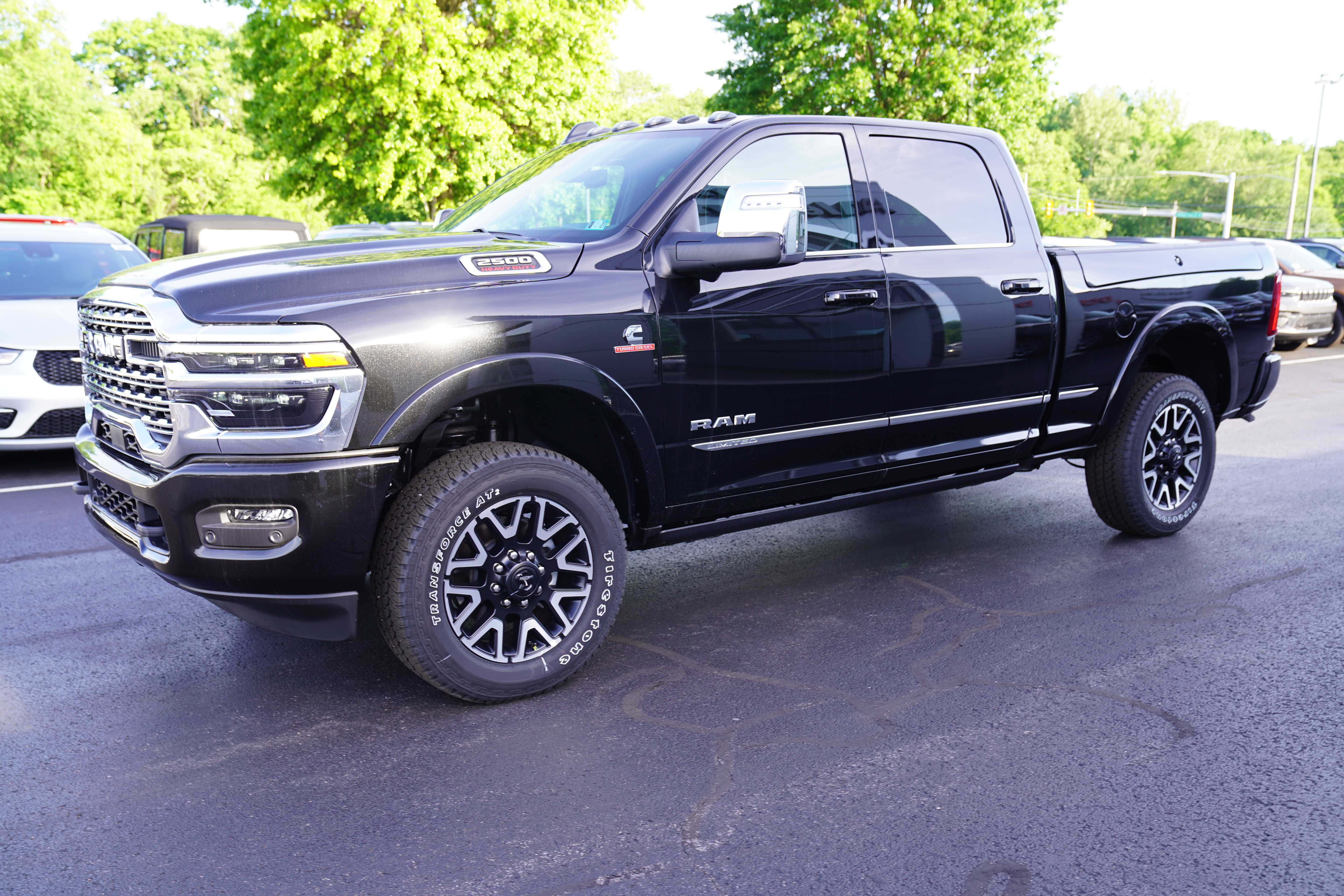 New 2026 RAM 2500 Limited AWD/4WD image 9