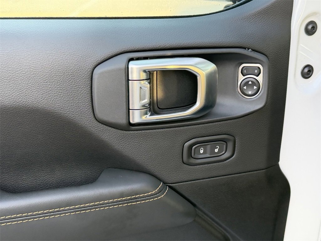 New 2026 Jeep Gladiator Sport image 15