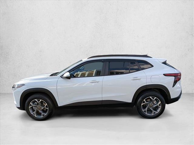 Used 2024 Chevrolet Trax LT w/ Driver Confidence Package image 9