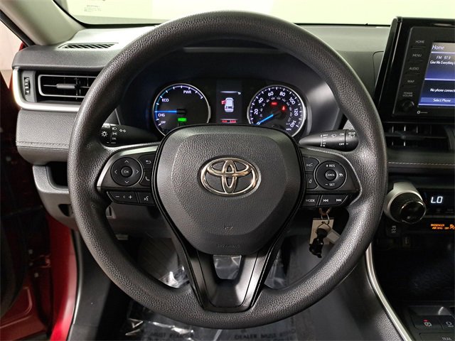 Used 2022 Toyota RAV4 LE image 26
