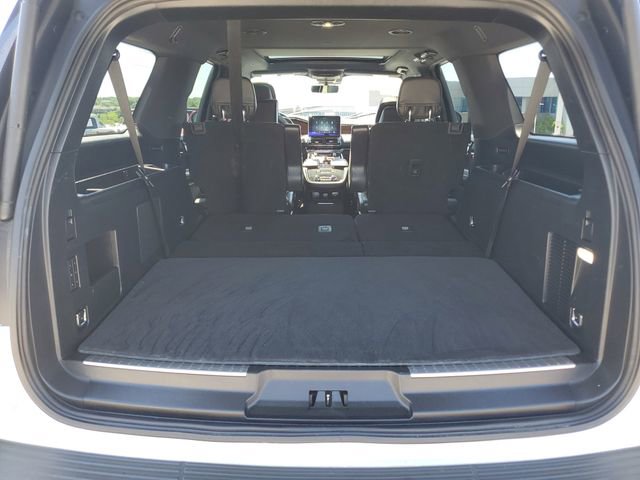 Used 2020 Lincoln Navigator L Reserve w/ Luxury Package AWD/4WD image 9