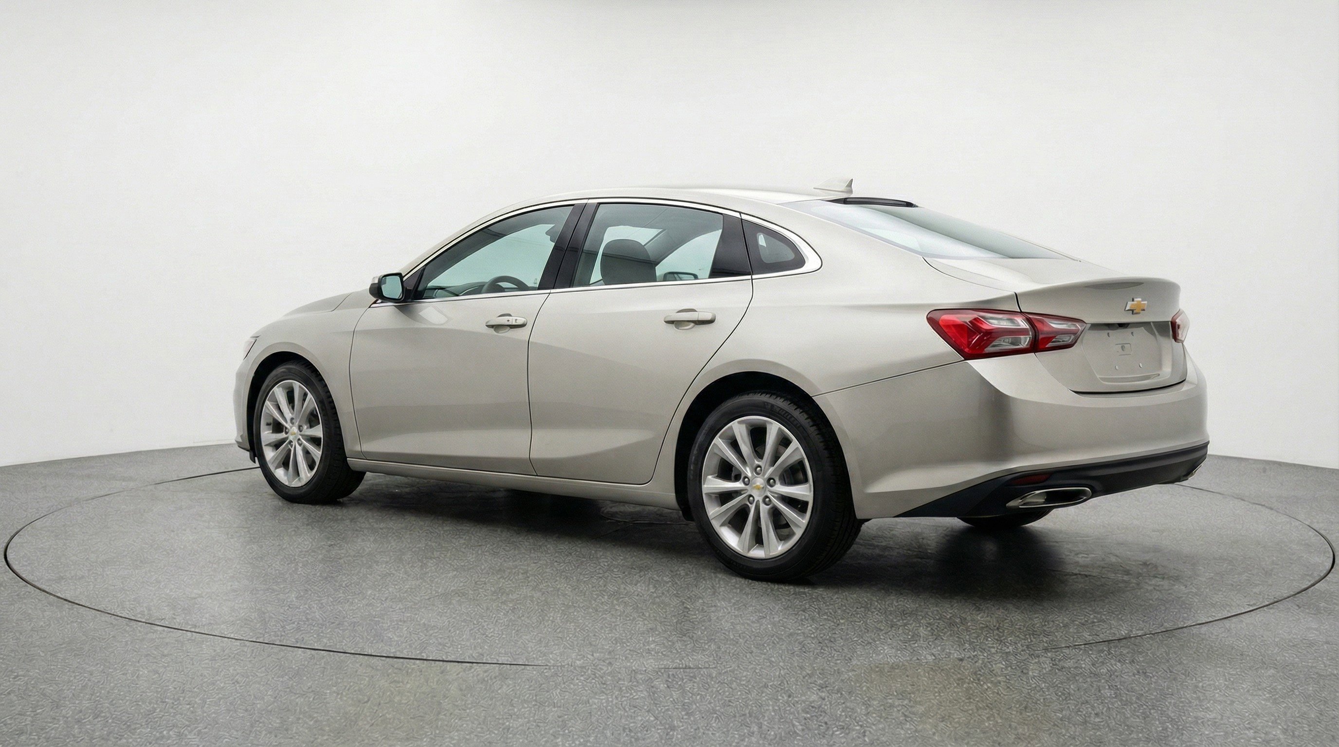 Used 2024 Chevrolet Malibu LT image 6