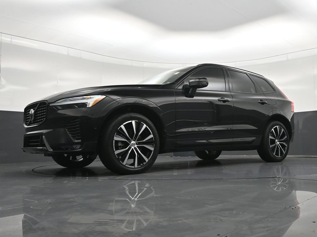 Certified 2024 Volvo XC60 B5 Plus AWD/4WD image 23