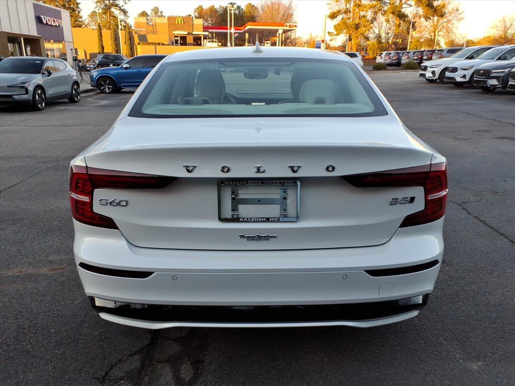 Certified 2024 Volvo S60 B5 Ultimate image 4
