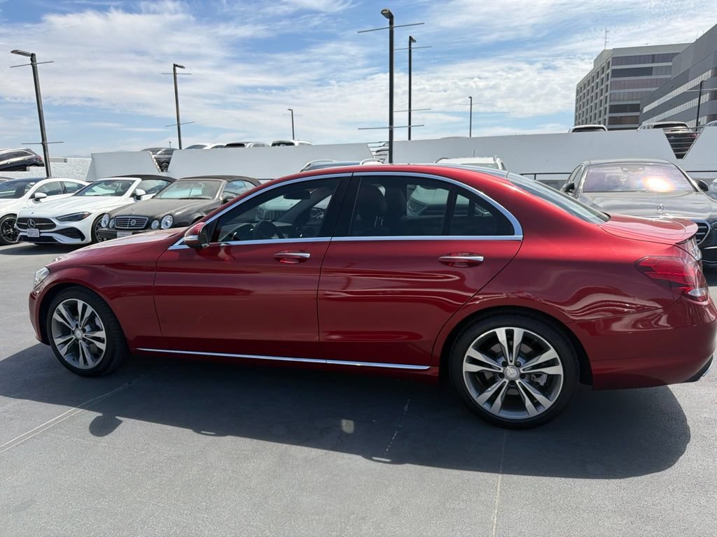 Used 2016 Mercedes-Benz C 300 Sedan w/ Surround View Package image 2