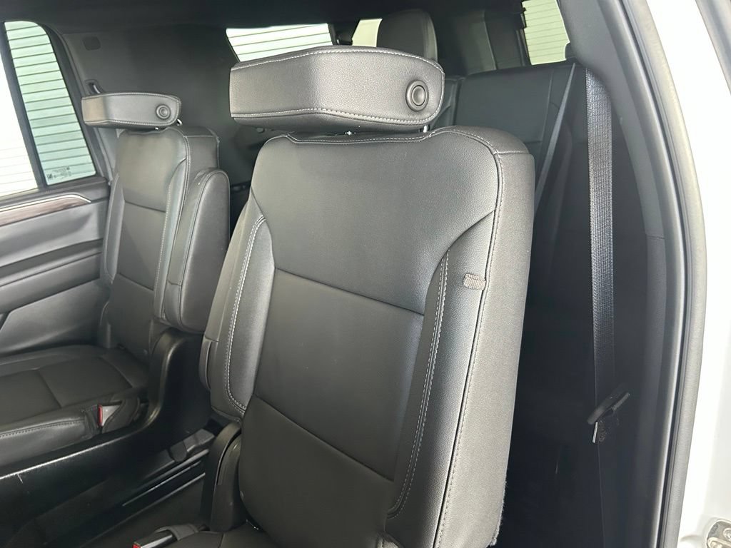 Used 2024 Chevrolet Suburban Z71 w/ Off-Road Capability Package AWD/4WD image 60