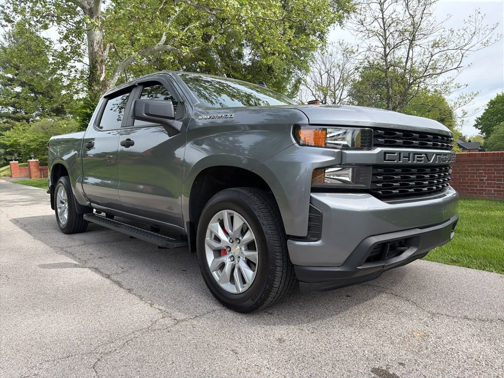 Used 2020 Chevrolet Silverado 1500 Custom w/ Custom Value Package AWD/4WD image 5