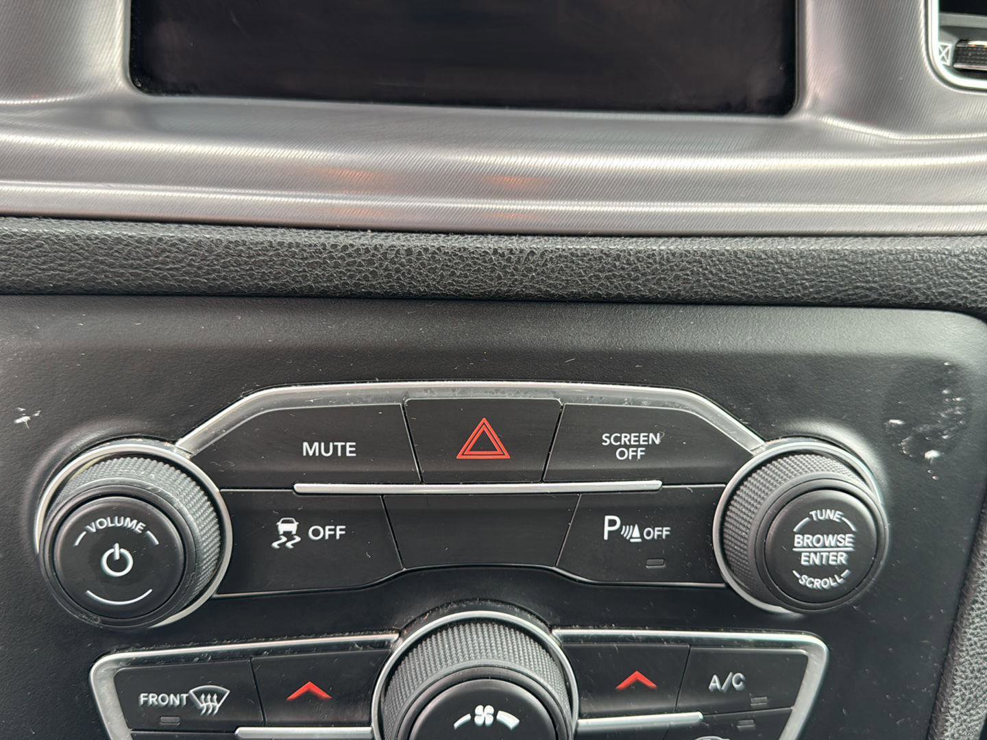 Used 2023 Dodge Charger SXT image 16