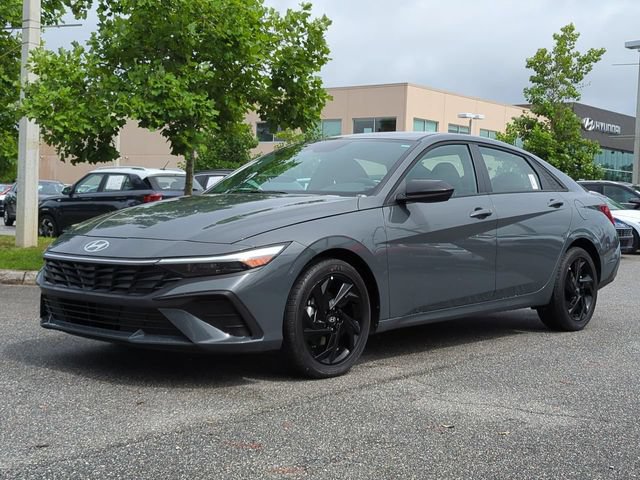 New 2026 Hyundai Elantra Sport FWD image 2