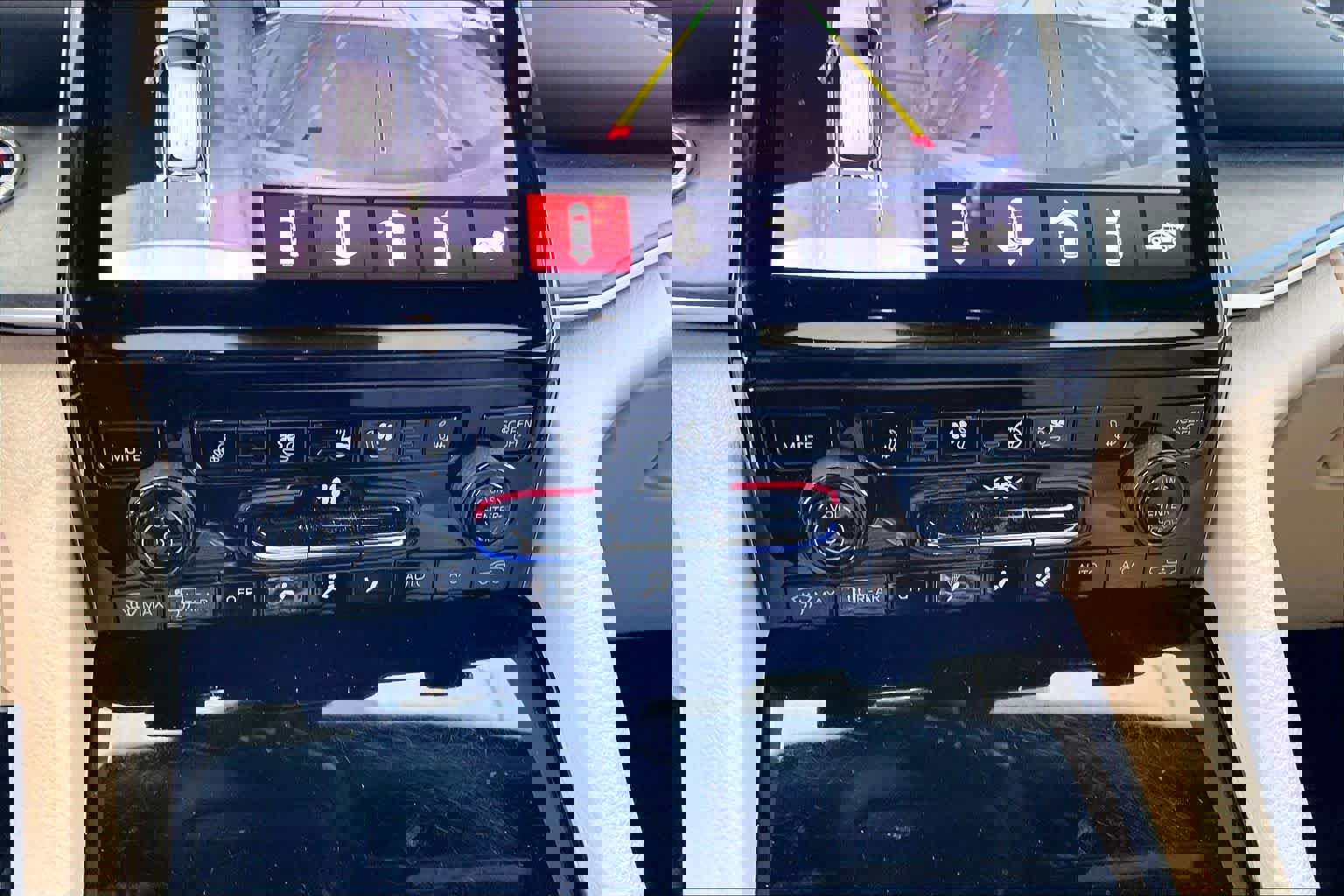 Used 2022 Jeep Grand Cherokee Limited 4xe w/ Luxury Tech Group II image 32