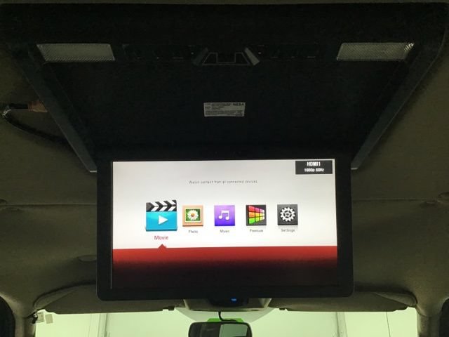 Used 2023 Chevrolet Express 2500 RWD image 46