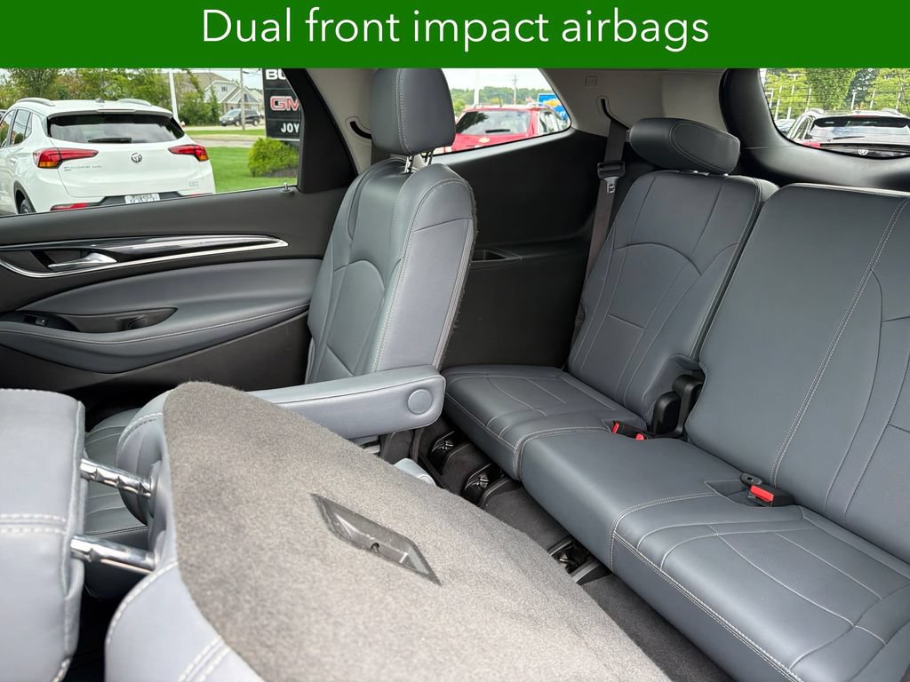 Used 2019 Buick Enclave Essence AWD/4WD image 35