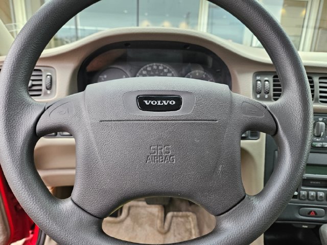 Used 1999 Volvo V70 AWD image 21