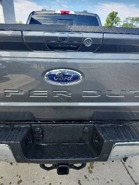New 2026 Ford F350 Lariat w/ Tremor Off-Road Package AWD/4WD image 15