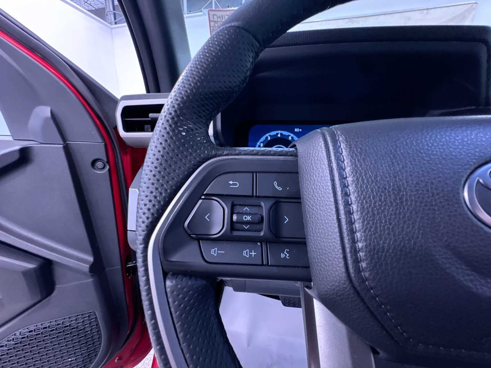 Used 2025 Toyota Tacoma TRD Off-Road AWD/4WD image 20