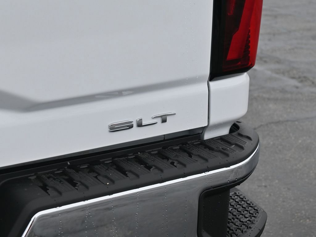 New 2026 GMC Sierra 3500 SLT image 8