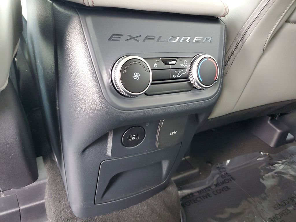 New 2026 Ford Explorer Active w/ Active Comfort Package image 13