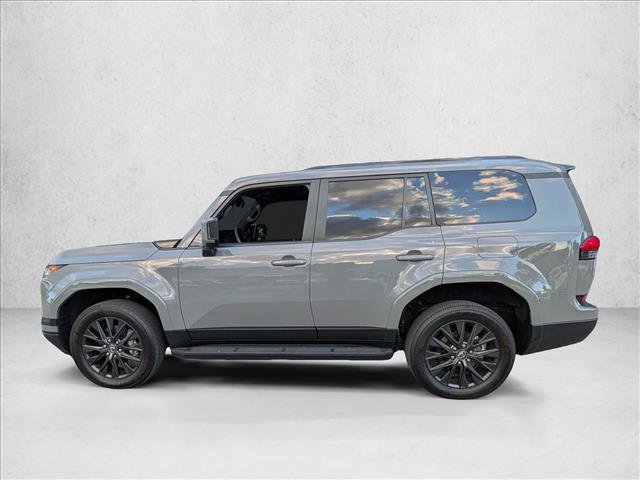 Used 2025 Lexus GX 550 w/ Cold Area Package image 8