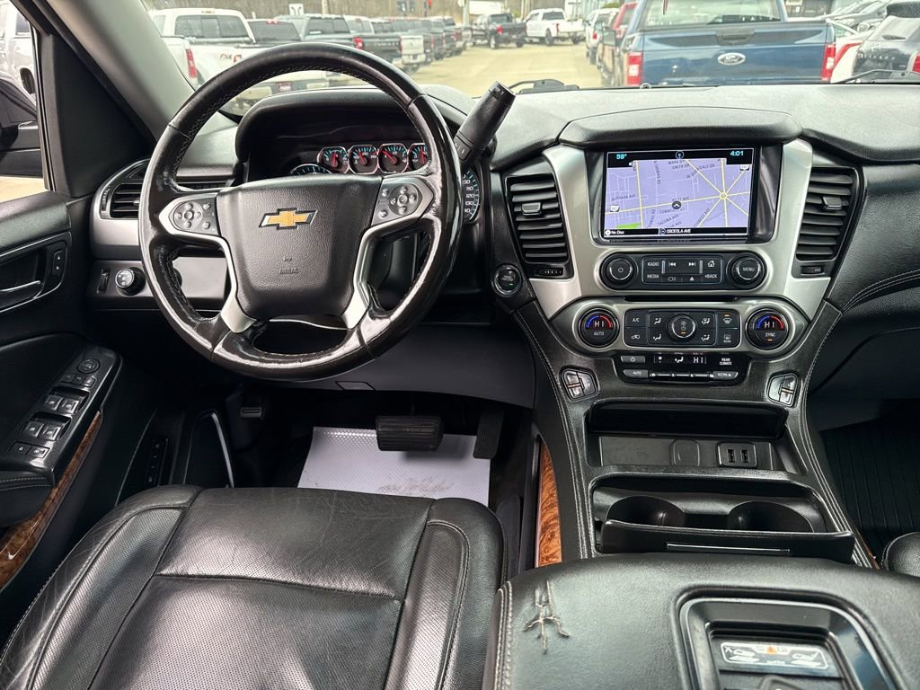 Used 2018 Chevrolet Suburban Premier AWD/4WD image 15