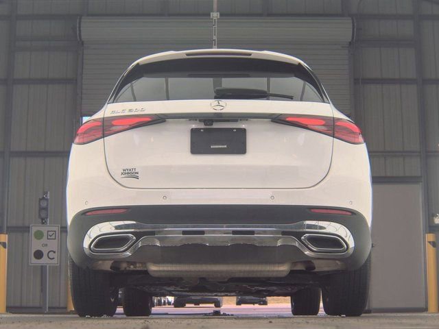 Used 2024 Mercedes-Benz GLC 300 image 6