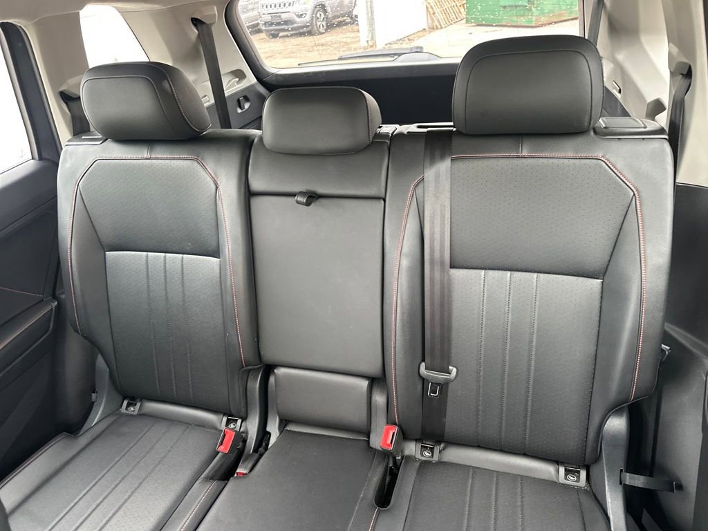 Used 2024 Volkswagen Tiguan Wolfsburg Edition image 18