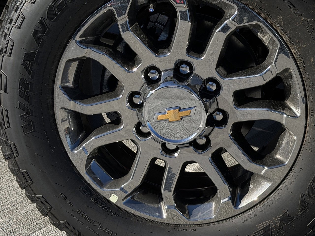 New 2026 Chevrolet Silverado 2500 LTZ w/ Z71 Chrome Sport Edition image 9