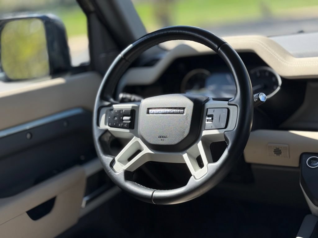 Used 2023 Land Rover Defender 110 SE AWD/4WD image 13