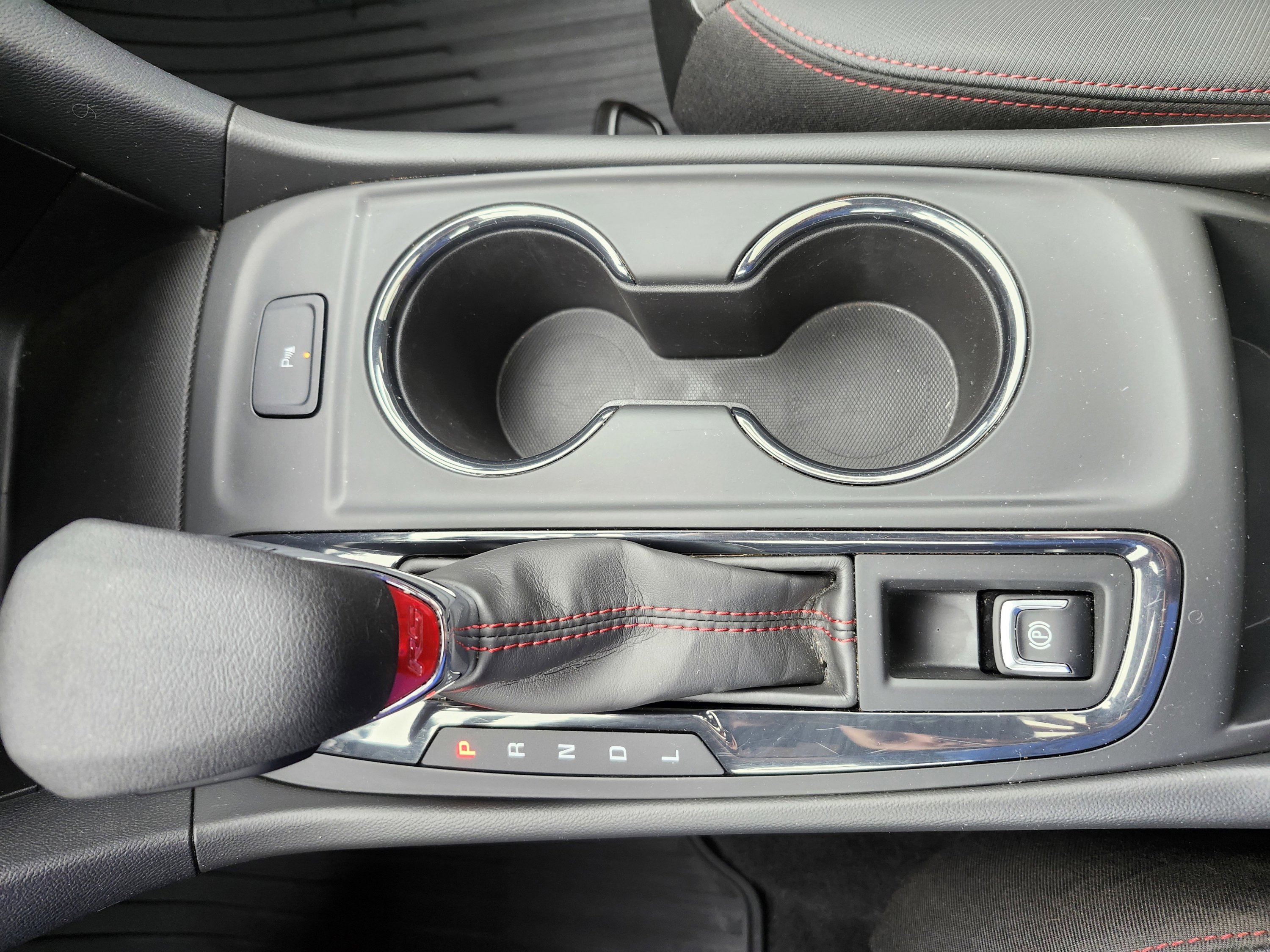 Used 2023 Chevrolet Equinox RS image 19