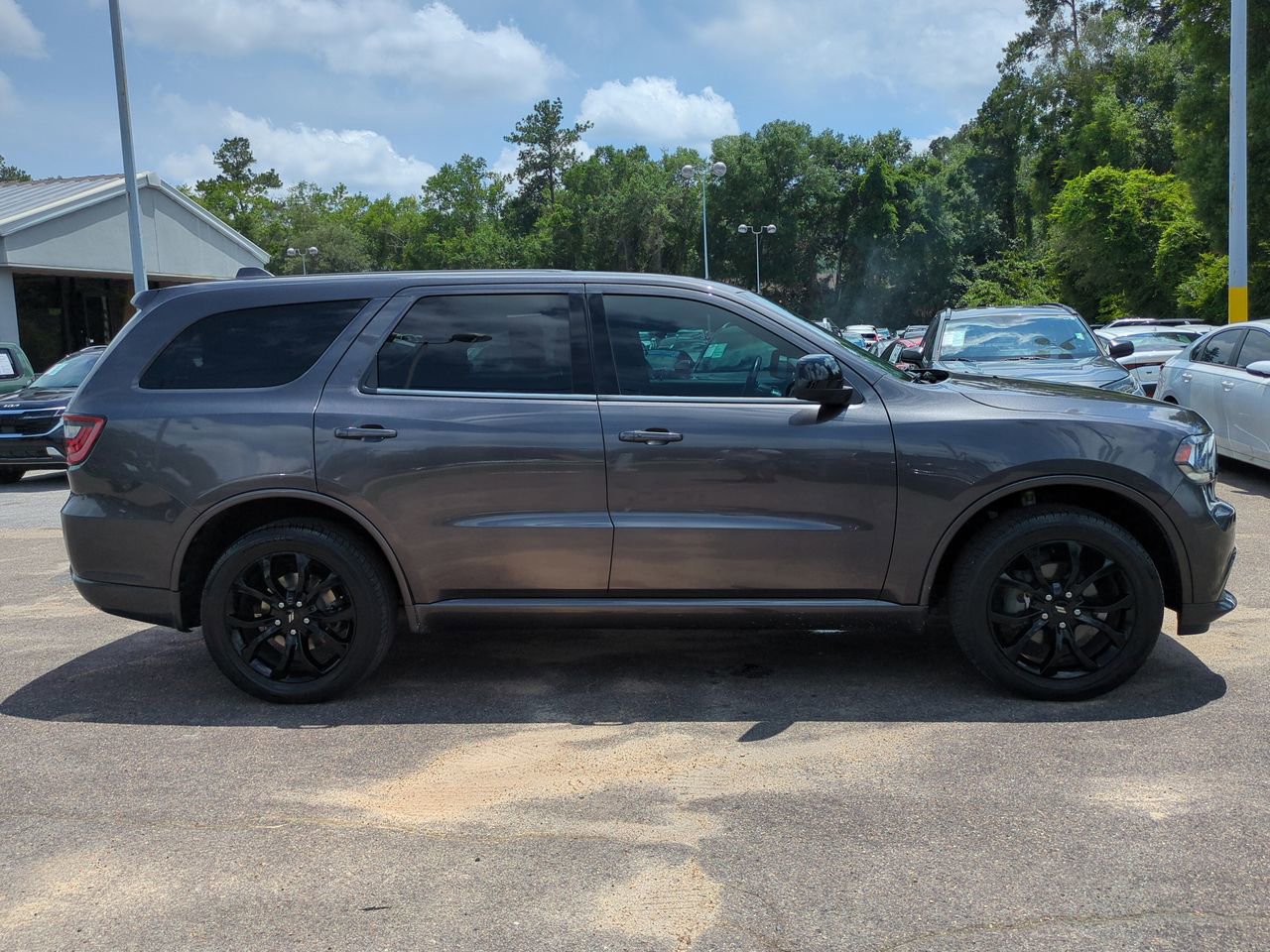 Used 2020 Dodge Durango SXT AWD/4WD image 4