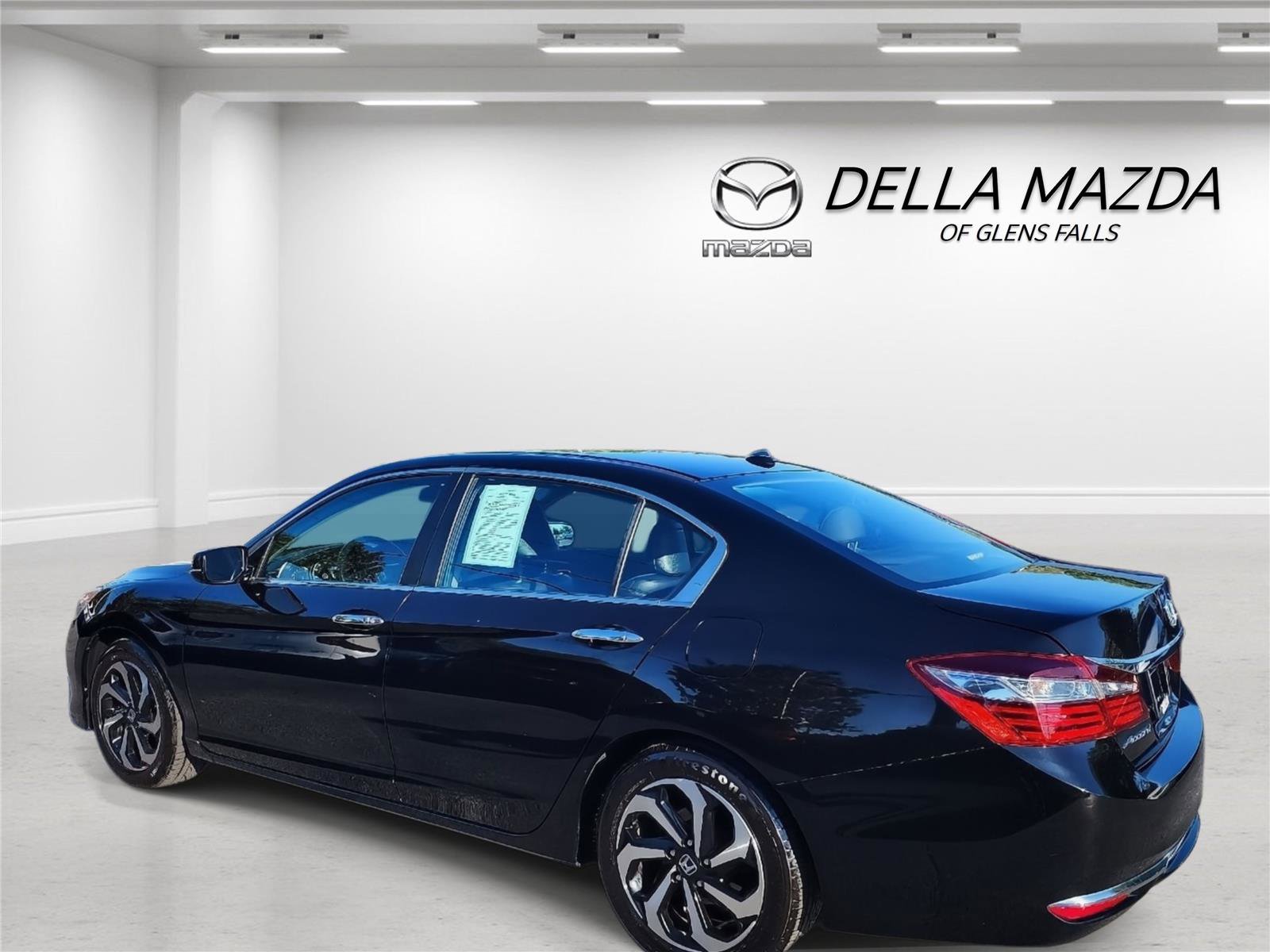 Used 2017 Honda Accord EX-L image 4