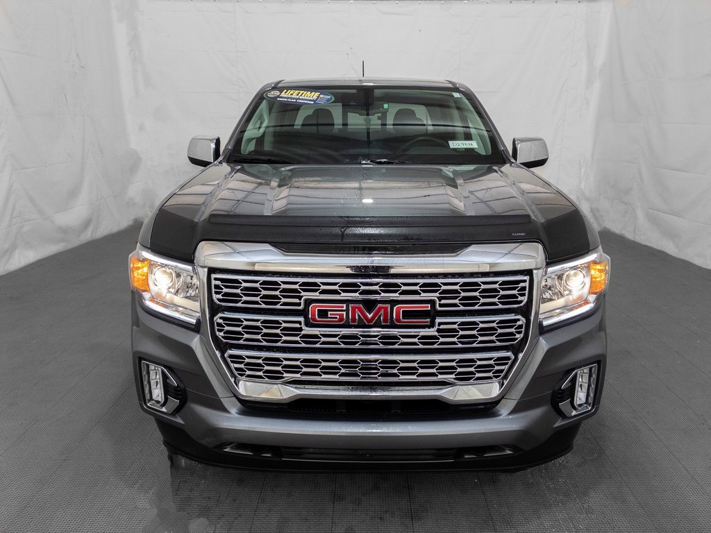 Used 2021 GMC Canyon Denali image 2